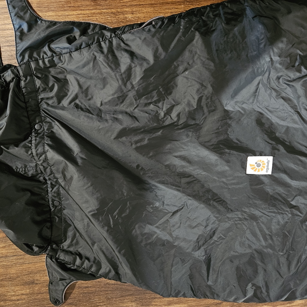 Ergobaby Black Winter Carrier Cover - Picture 2 of 4